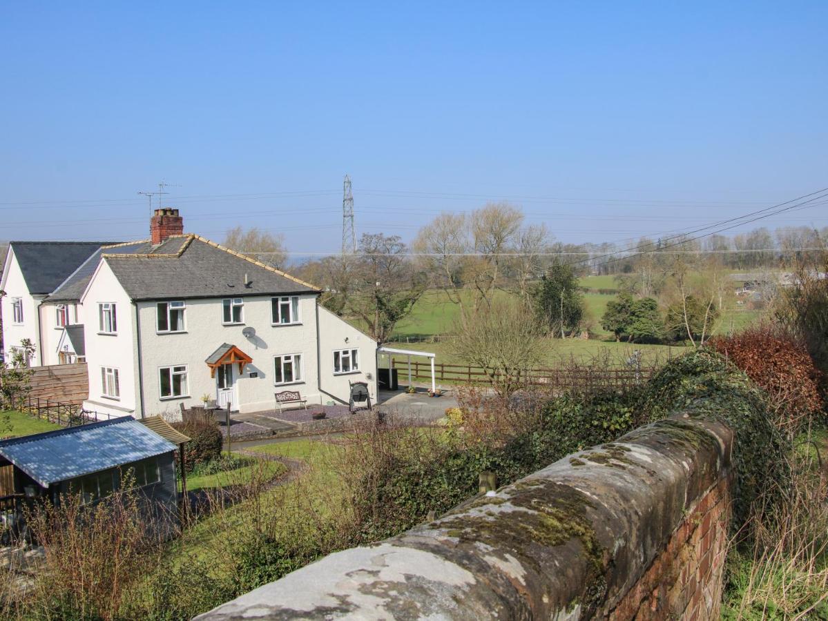 Villa Belmont Bridge Oswestry Esterno foto